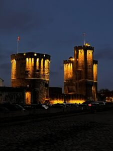 Tours de La Rochelle la nuit